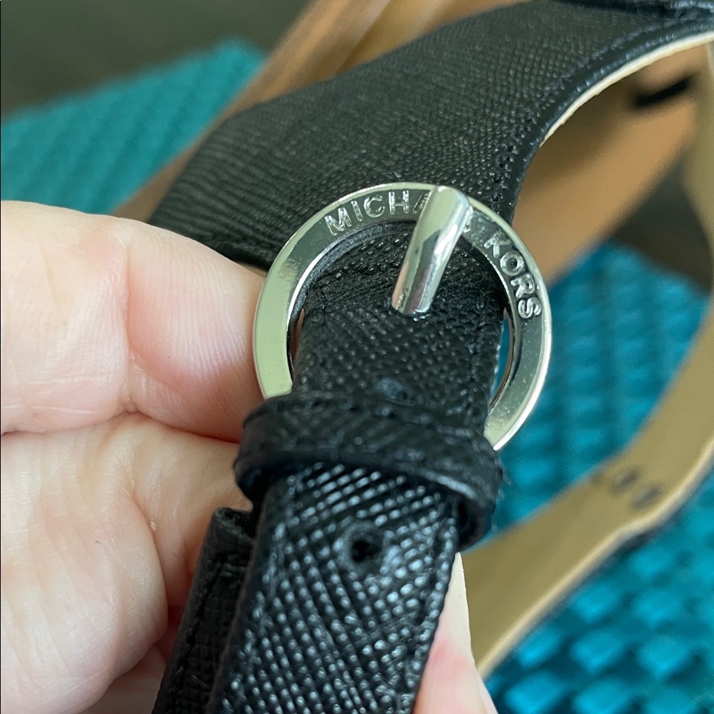 Michael Kors Black and Tan Women's Sandals - Picture 5 of 5